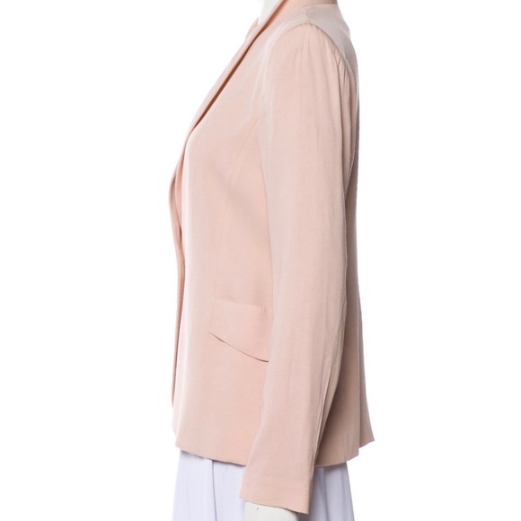 Beautiful lined theory blazer - Picture 3 of 6